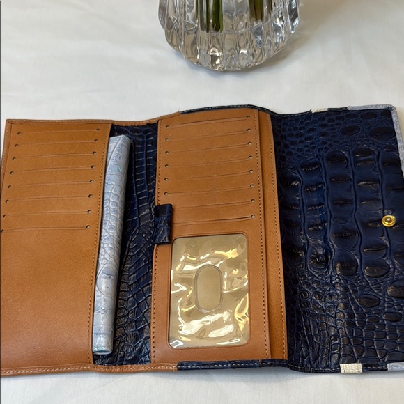 Brahmin Blue Navy Light Blue White and Brown Croc-Embossed Leather Wallet - Picture 3 of 9